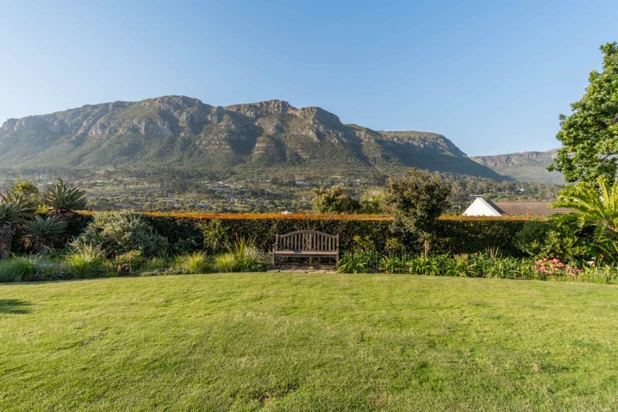 4 Bedroom Property for Sale in Oakhurst Estate Western Cape